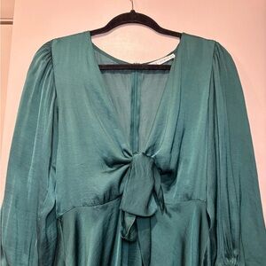 Elegant Long Sleeve Green Dress